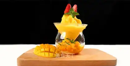 Mango smoothies