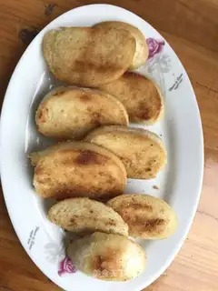 Dry old noodles