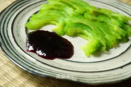 Ice-cold blueberry sauce