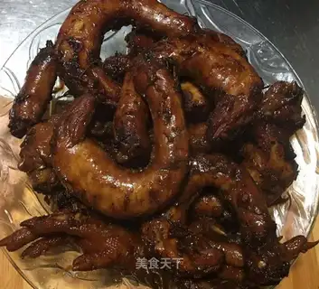 Spicy chicken chicken claws