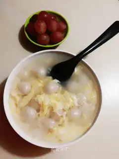 Wine and egg round