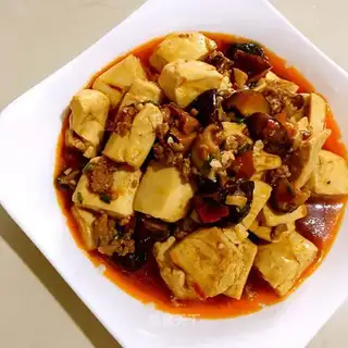 Tofu with mushrooms