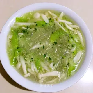 Seafood mushroom silk fan soup