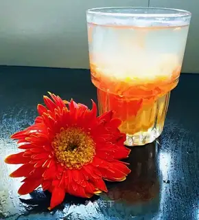 Honey-sipple tea