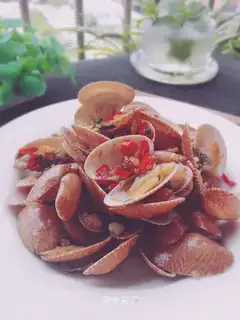 Spicy clams