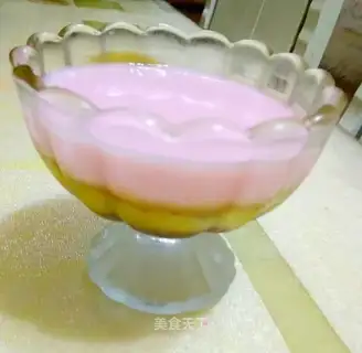 Three-colour banana pudding