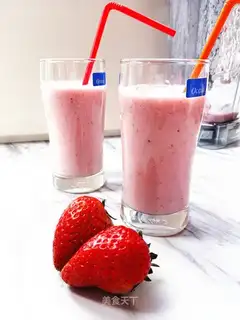 Strawberry shakes
