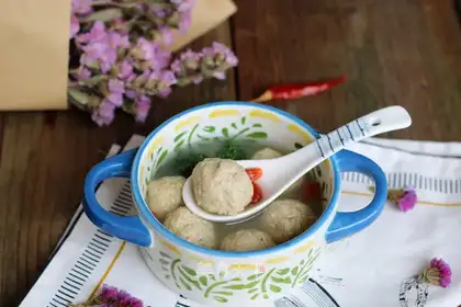 Horseshoeball soup