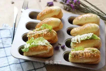 Mini-Doggy Bread