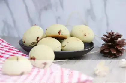 Tea cranberry potatoes