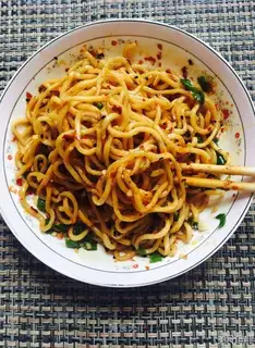 Onion noodles