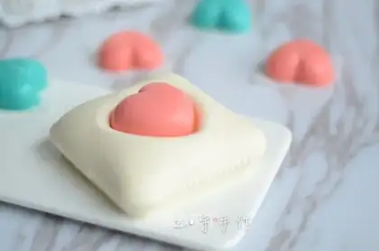 ♪ Love to hold the mousse cake ♪