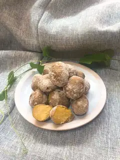 Salted potatoes