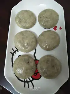 Plum peanuts