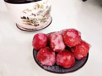 A snowball