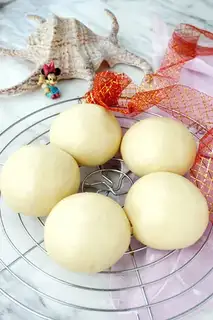 Natural yeast