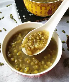 Green bean soup
