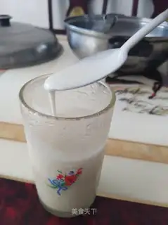 It's easy to make homemade yogurt
