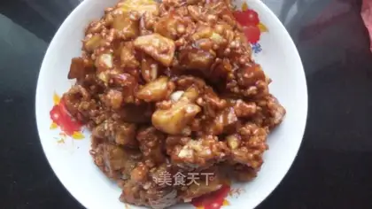 Meat and eggplant