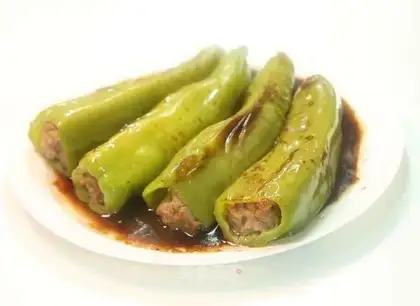 Tied peppers
