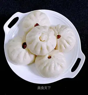 A meat bun of mushrooms
