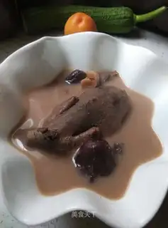 Red top chicken broth