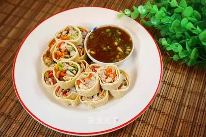 Roasted chicken rolls