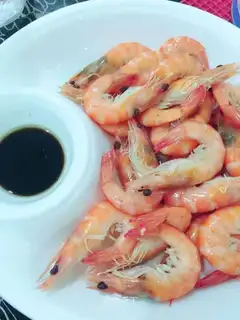 White burning shrimp