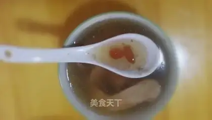 Puffy ribs soup