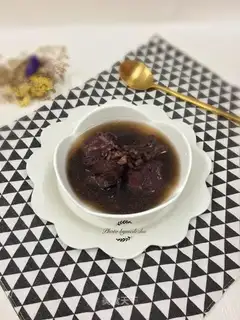 Red bean bone soup