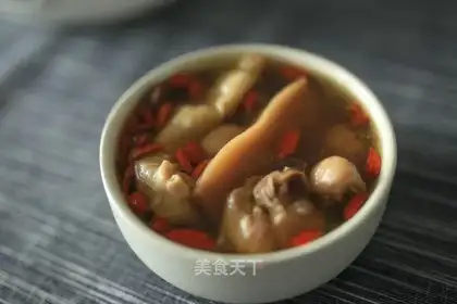 Pregnant gel soup