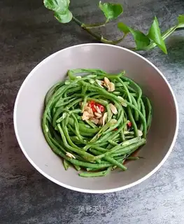 My hand tore the beans