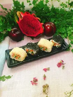 Black and white sushi