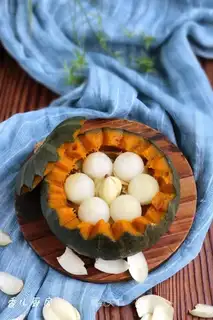 Pumpkin pears steam lilies