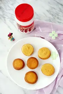 Strawberry Farrov's heartbread