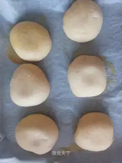 Pineapple bread