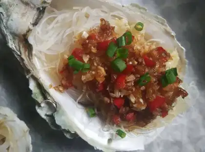 A garlic fan roasted avil