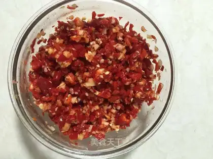 Cut the chili