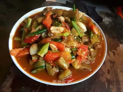 Tomato fried eggplant