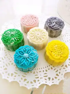 Ice mooncake