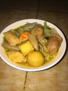 Curry noodles