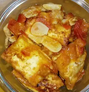 Tomato and tofu