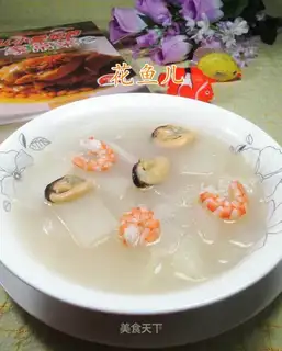 Two fresh melon soup