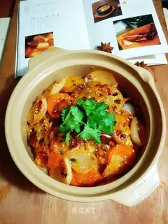 Soup pot
