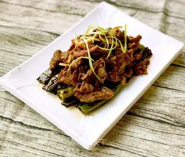 Tied chili, fat cow