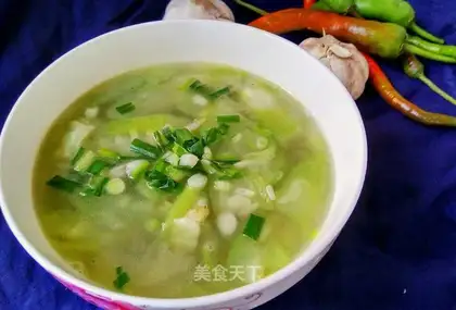 Shrimp skin, eight centipede melon soup