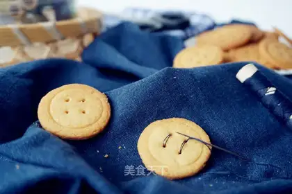 Button cookies