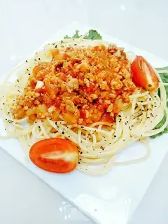 Tomato sauce pasta