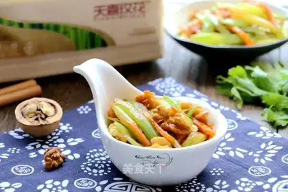 Celery walnuts