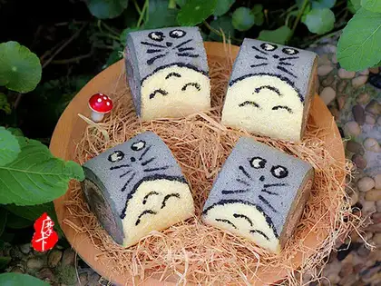 Dragoncat Cake Roll